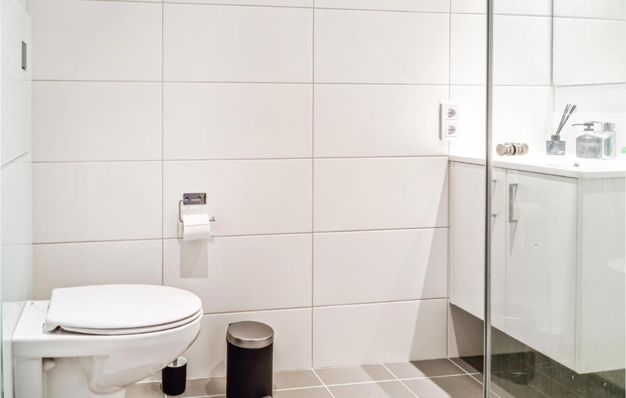 Awesome Apartment In Kristiansand With Wifi Экстерьер фото